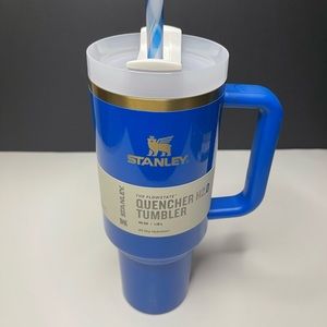 The Quencher H2.0 FlowState Tumbler 40oz Artic Twist